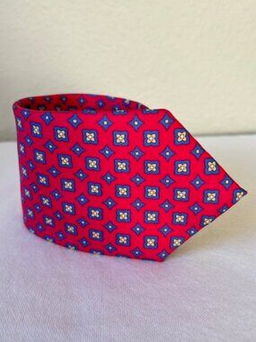 JOSEPH & LYMAN BLOOMINGDALE -RED - WOVEN 100% SILK -GEO TIE, NWT